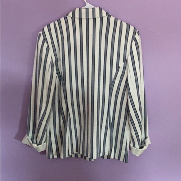 Guess Lizel Striped Blazer - Picture 2 of 3